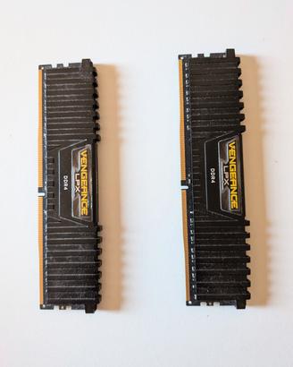 Kit 2 Banchi RAM Corsair Vengeance LPX