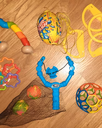Lotto giochi per bambini – racchette, palline e gi