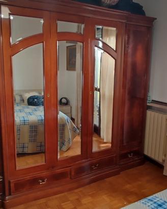 Armadio camera da letto in legno, stile classico