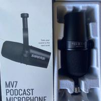 n.2 Microfoni Shure MV7 Podcast Microphone + Aste
