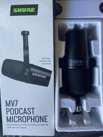 n.2 Microfoni Shure MV7 Podcast Microphone + Aste