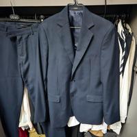 Completo elegante uomo giacca e due pantaloni 