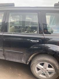 porta posteriore sinistra nissan x -trail