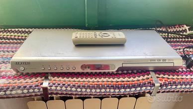 Lettore DVD Samsung P355, con telecomando