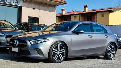 MERCEDES-BENZ A 180 d Auto SPORT NAVI CAMERA * I