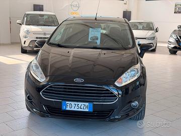 Ford Fiesta 1.5 TDCi 75CV 5 porte Black & White Ed