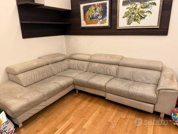 0€ Divano in vera pelle con recliner elettrico 0€