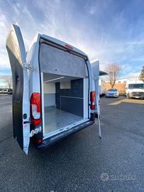 FURGONE MOTO ALLESTIMENTO E OMOLOGAZIONE