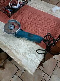 smerigliatrice angolare