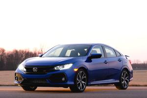 HONDA Civic 1.6 4 porte Elegance Navi
