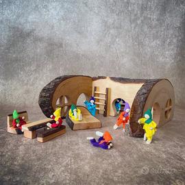 CASETTA IN LEGNO + NANETTI + SET MOBILI MAGICWOOD