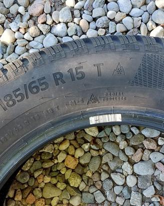 Pneumatici neve 285-65 R 15 pochi km euro 240