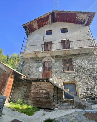 RUSTICO A SAINT-RHEMY-EN-BOSSES