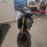 Honda CB 650 R 2025 e-clutch KM 0 valuto permuta -