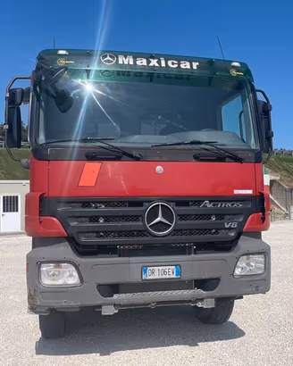 AUTOCARRO MERCEDES 4151 K