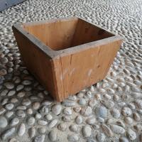 Portafiori, portavasi in legno