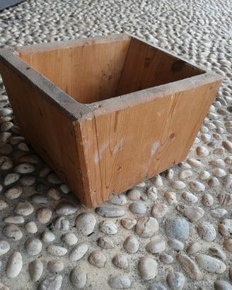 Portafiori, portavasi in legno