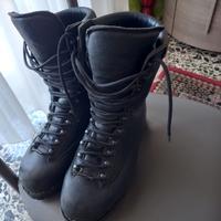 Anfibi Crispi in goretex