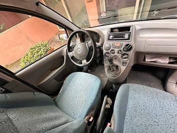 Fiat panda 1.1 active anno 2004