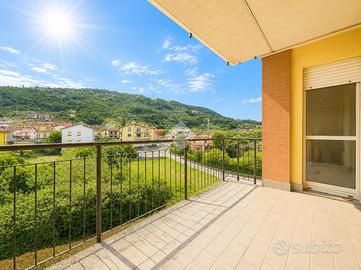 2 LOCALI A AULLA