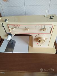 macchina da cucire Singer + mobiletto