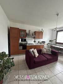 MINI APPARTAMENTO COMPLETAMENTE ARREDATO AL PIANO