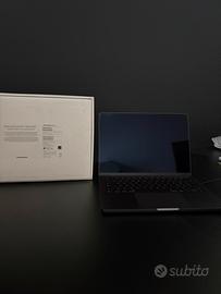 Macbook Pro 14 pollici  chip M3PRO nero