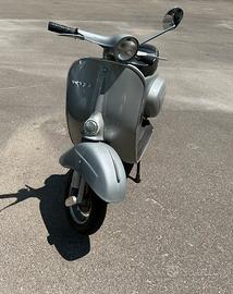 Vespa 50 r