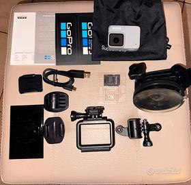 GoPro Hero 7 White - Pari al nuovo + Accessori