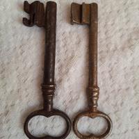 coppia chiavi antiche 