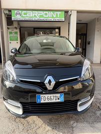 Renault Scenic Scénic XMod dCi 110 CV EDC Limited