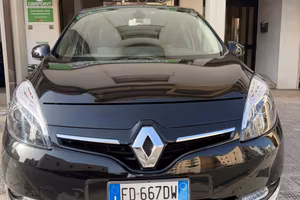 Renault Scenic Scénic XMod dCi 110 CV EDC Limited