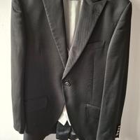 Abito da sposo di classe