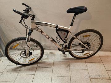 Mountain bike Felt