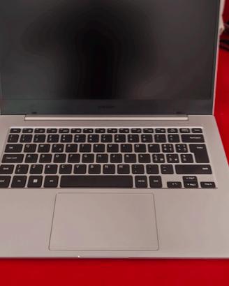 Pc portatile Samsung Galaxy Book2 Go