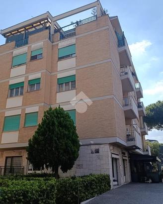 3 LOCALI A POMEZIA