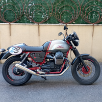 Moto Guzzi V7 Racer II NUMERATA