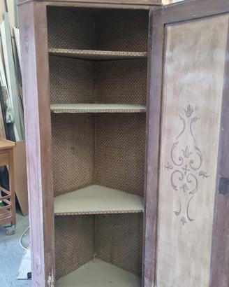 Angoliera stile  tirolese