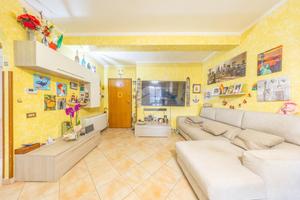 3 LOCALI A MONTEROTONDO