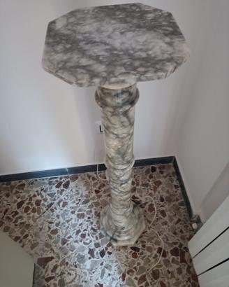 Colonna in marmo