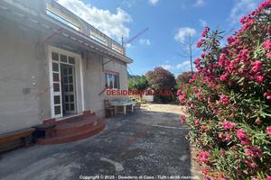 Casa, Termini Imerese.