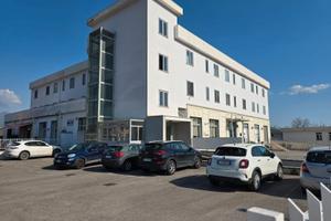 Ufficio in fabbricato direzionale