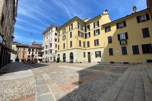Appartamento di 179 m² con 4 locali a Milano