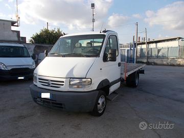 iveco renault anno 2004 con pianale