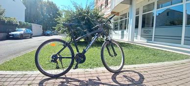 MOUNTAIN BIKE ROCKRIDER ST 50 - BLACK