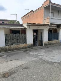 CASA SINGOLA USSANA con giardino