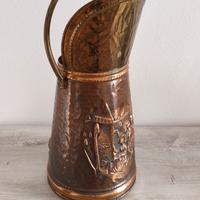 Vaso In Rame lavorato Porta carbone Belga anni 50