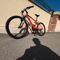 bicicletta rockrider B'TWIN 500