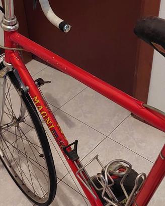 Bicicletta da corsa  su strada