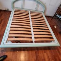 Letto matrimoniale in ferro con rete